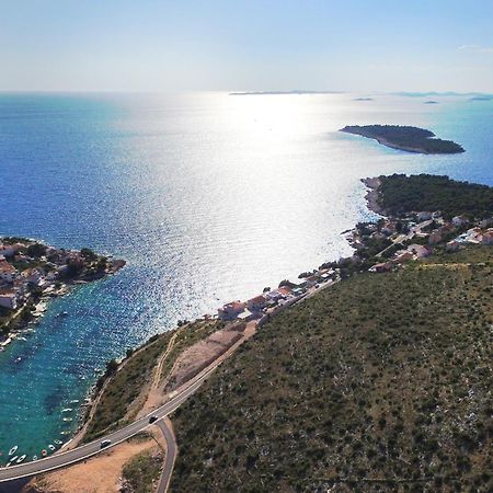 Apartments By The Sea Bilo, Primosten - 14601 Bagian luar foto
