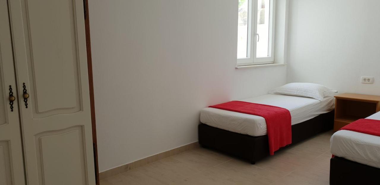 Apartments By The Sea Bilo, Primosten - 14601 Bagian luar foto