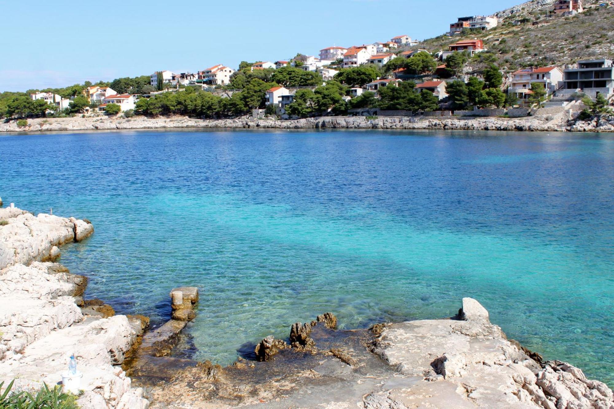 Apartments By The Sea Bilo, Primosten - 14601 Bagian luar foto